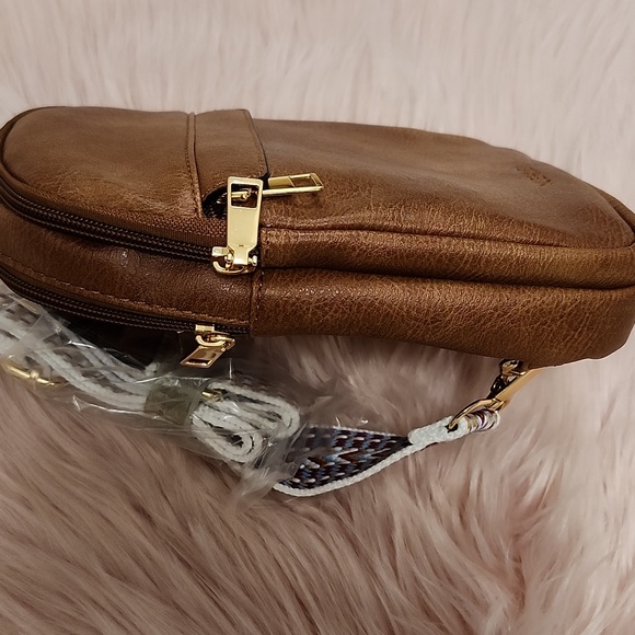 Brand New YUERMEI WOMEN'S TRENDY SMALL SLING CROSSBODY BAG - Picture 3 of 6